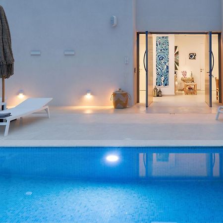 Anemolethe Aparthotel Kímolos Екстериор снимка